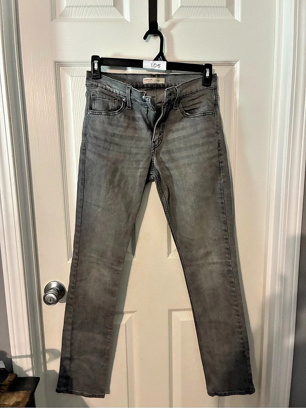 Levi's Signature Slim Gray Jeans Waist 30 Length 32